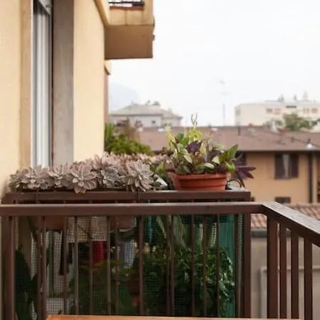 Resegone - Centre Comfy Apartman *